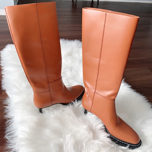 Luxury and gorgeous Philip Lim boot - Picture 8 of 9